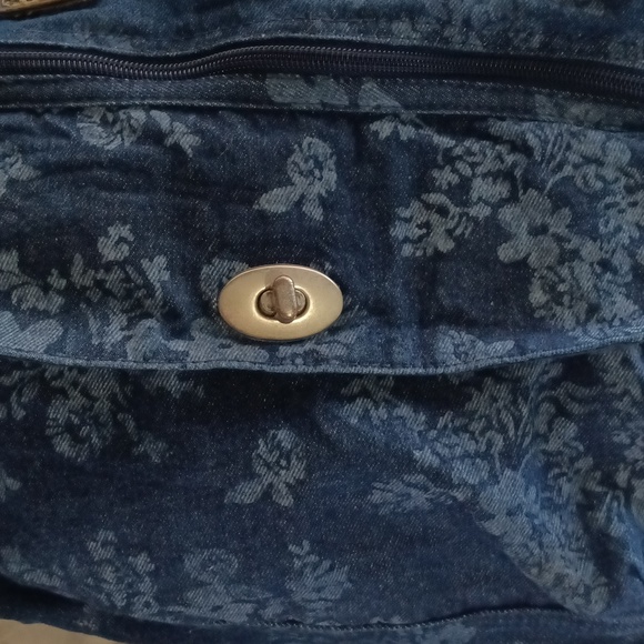 PURSE - Picture 3 of 11